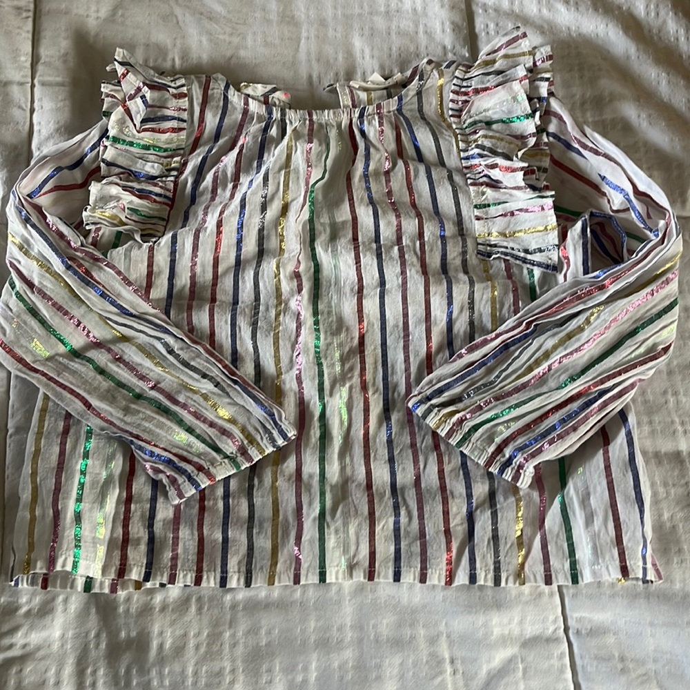 A shirt for any occasion! Excellent condition. Size 5
